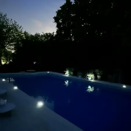 Lusso Con Piscina Tra Milano E Apartment